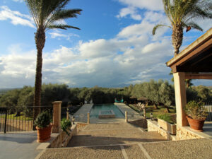 Finca with vacation rental license in Ariany Mallorca